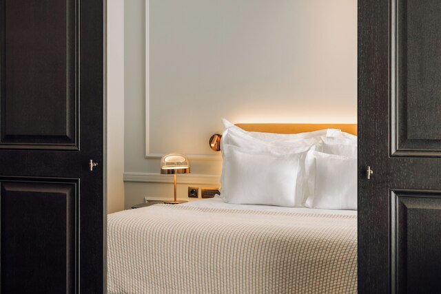 ミシック サナ ダウンタウン スイーツ - ニュー オープニング