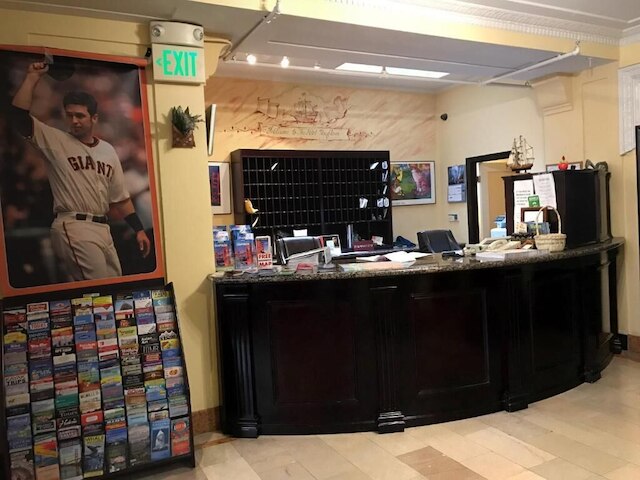 メイフラワー ホテル