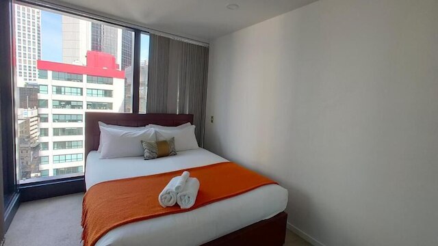 ニア スカイタワー コージー 1ベッドルーム アパートメント クローズ トゥ ポート