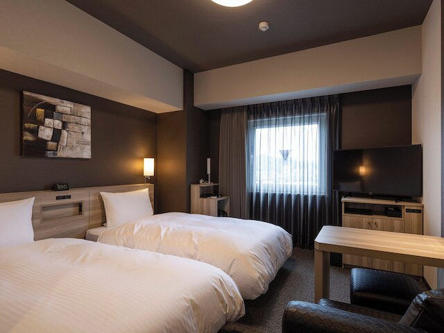 ホテルルートイン射水