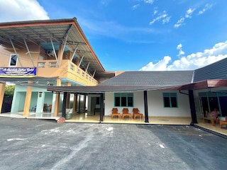 アル-バロカ エンブン シャリア