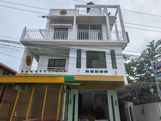 コニー プレイス イン リゾート & レストラン