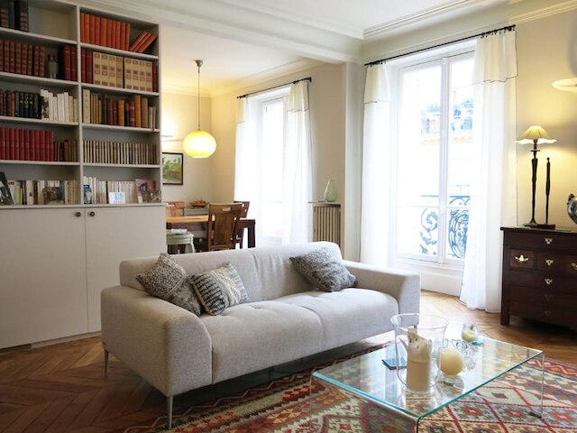 ル ボン マルシェ シェルシュ ミディ Citycosy