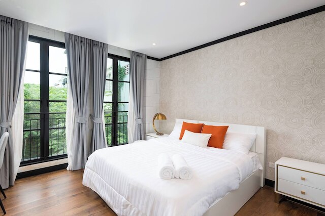 スタイリッシュ 7 ベッズ プールハウス ウィズ シネマ & リフト - 2 ミン トゥ BTS