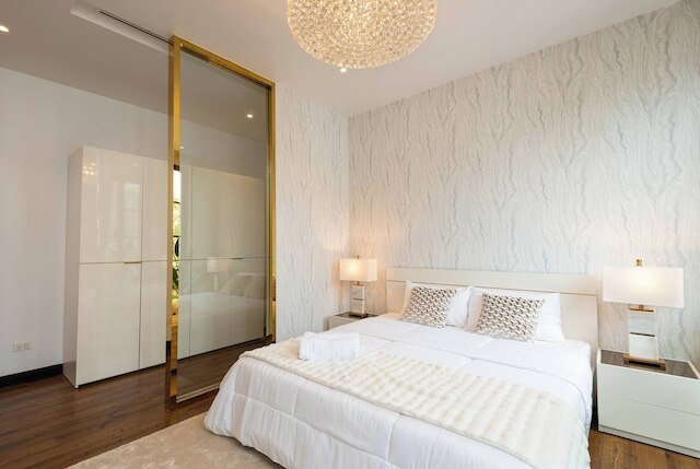 スタイリッシュ 7 ベッズ プールハウス ウィズ シネマ & リフト - 2 ミン トゥ BTS