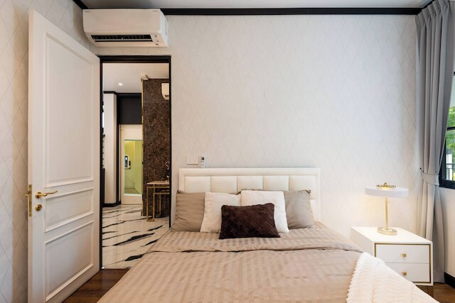 スタイリッシュ 7 ベッズ プールハウス ウィズ シネマ & リフト - 2 ミン トゥ BTS