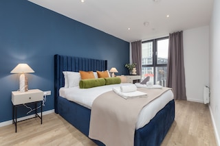 モダン 1ベッド フラット イン シティ センター