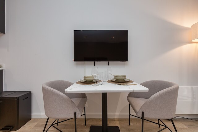 スペーシャス スタジオ ニア シティ センター