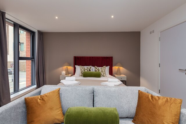 スペーシャス スタジオ ニア シティ センター