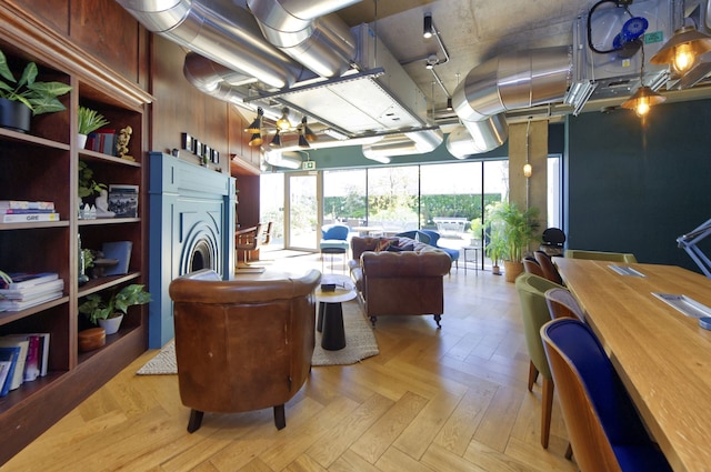 ビューティフリー デザインド スチューデント スタジオ イン ロンドン