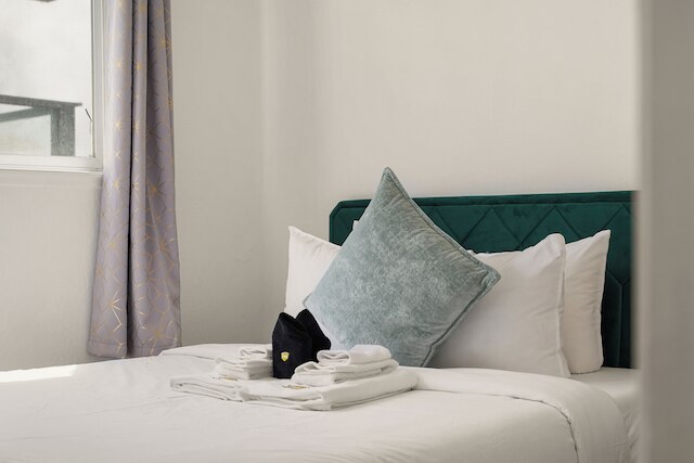 スタニング 2 ベッドルーム オーシャン マウンテン サンセット ビュー