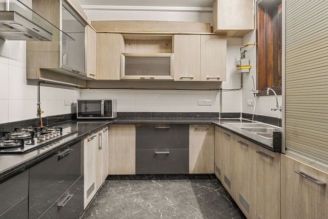 ギート オブ アカマ ステイズ