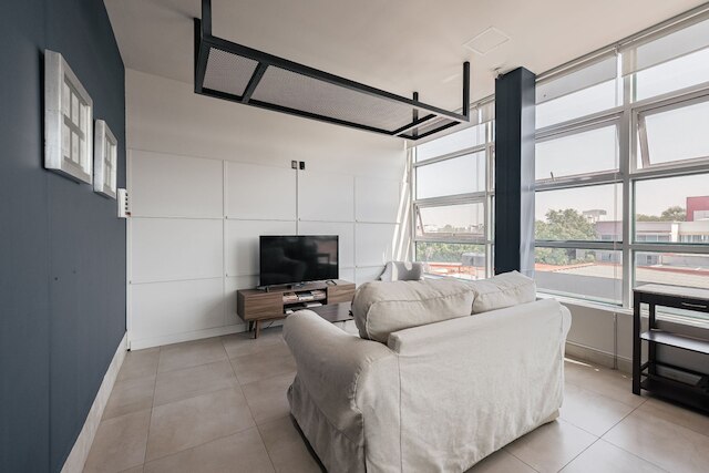 ローベッド シェアード ルーム メン