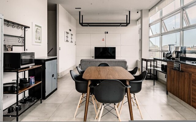 トップベッド ミックスド シェアード ルーム