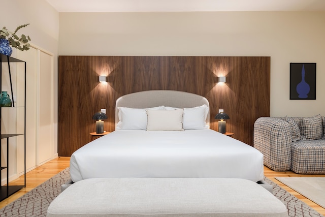 アルベルティナ カルロス アルベルト by アスパシオス