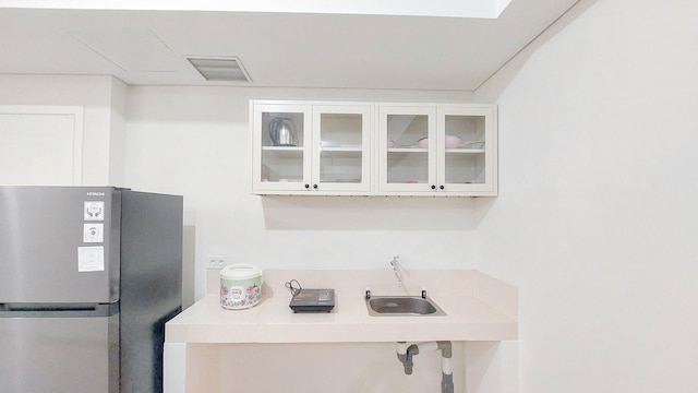 スペーシャス アンド ホーミー 2ベッドルーム アット ポドモロ シティ デリ メダン アパートメント