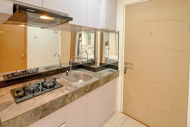 コンフォータブル ステイ アンド グッド プレイス スタジオ アット バレ ヒンギル アパートメント