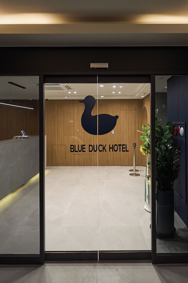 BlueDuck Hotel