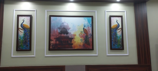 ホテル スリー ドゥルガ