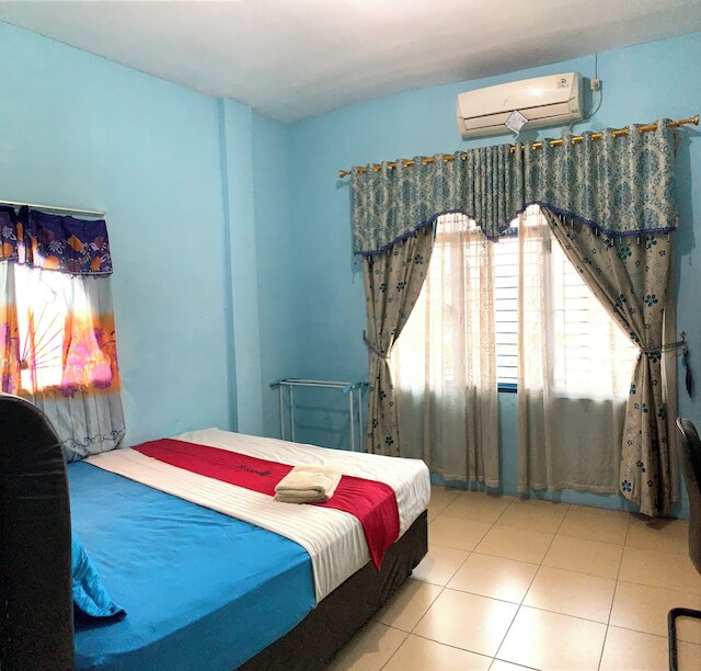 ホテル O メダン ニア ウニベルシタス スマトラ ウタラ フォーマリー スルヤ レジデンス