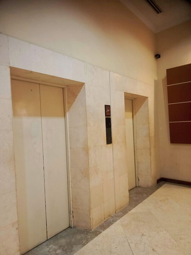 タウンハウス オーク ジャカルタ ニア モヌメン ナショナル フォーマリー ホテル ビンタン ウィサタ マンディリ