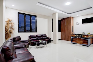 ホテル O バリクパパン ニア シロアム ホスピタル フォーマリー シャフラ ゲスト ハウス