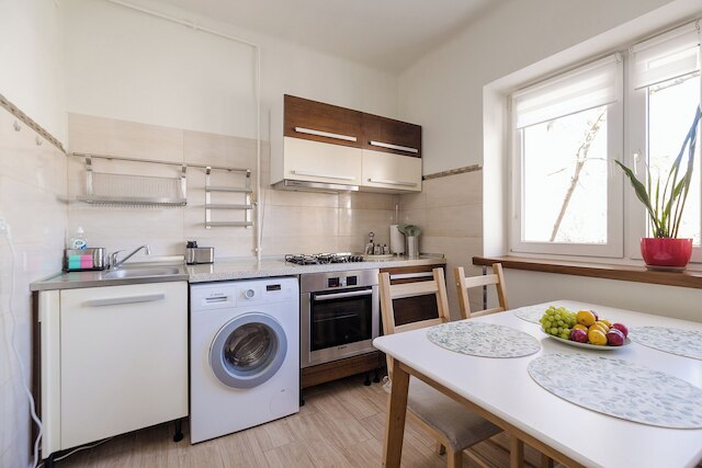 ショートステイポーランド ノヴォリピエ B182