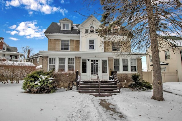 コージー 3 ベッドルーム ニア UB & ナイアガラ フォールズ - ペット フレンドリー