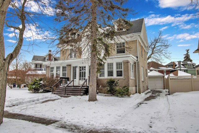 コージー 3 ベッドルーム ニア UB & ナイアガラ フォールズ - ペット フレンドリー