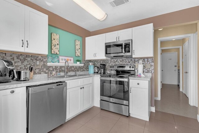 コンフォータブル 4 ベッドルーム ゲッタウェイ: WiFi & パーキング インクルーデッド