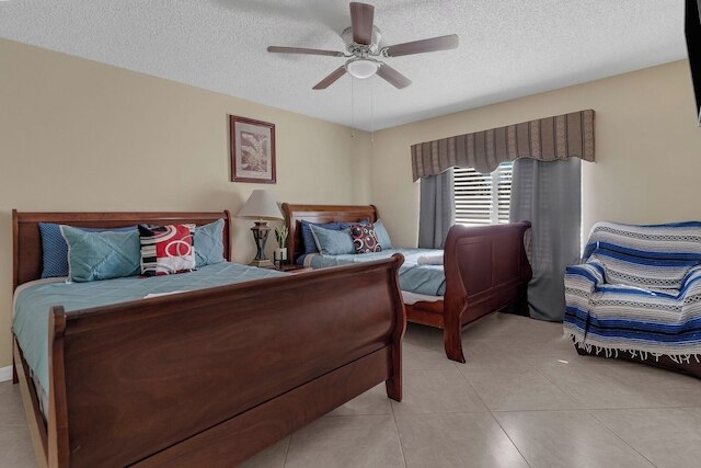 コンフォータブル 4 ベッドルーム ゲッタウェイ: WiFi & パーキング インクルーデッド