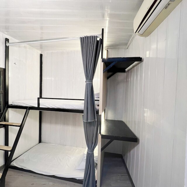 ヘリテージ コーナー ホステル