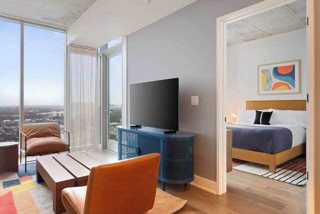 ラックス ハイ ライズ ニア ダウンタウン オースティン ウィズ ビューズ ルーフトップ プール、ジム、& ラックス アメニティーズ