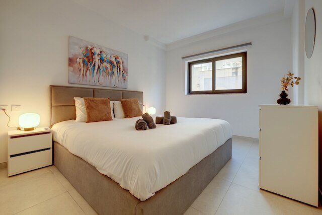 コージー 2 ベッドルーム スリエマ ゲッタウェイ バイ ザ ウォーター