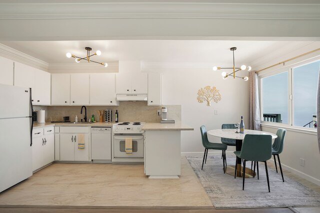 ディライトフル 2ベッドルーム マウンテン オーシャンサンセット ビュー