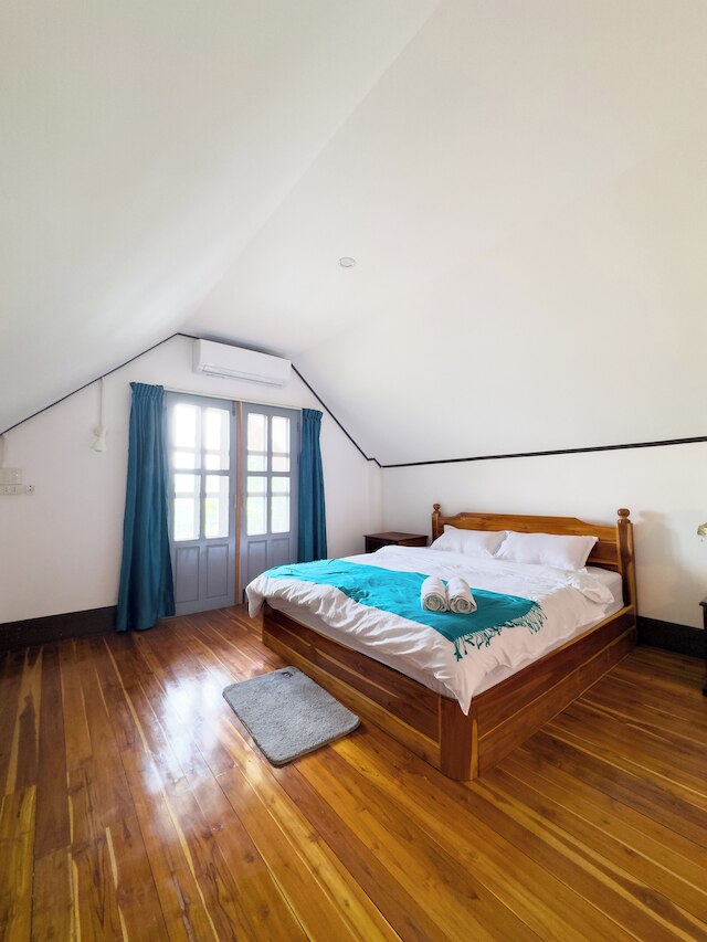 バンスアン ホームズ