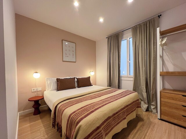 ステイ ユニーク アパートメンツ バルメス II