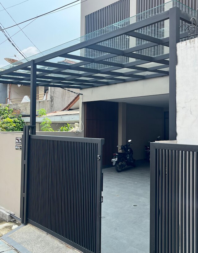 TJ ブラザー レジデンス セネン