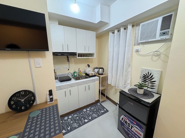 ニュー バチェラーズ パッド アクロス アテネオ ユニ ウィズ フリー ファスト WiFi、エアコン ルーム、ホット シャワー