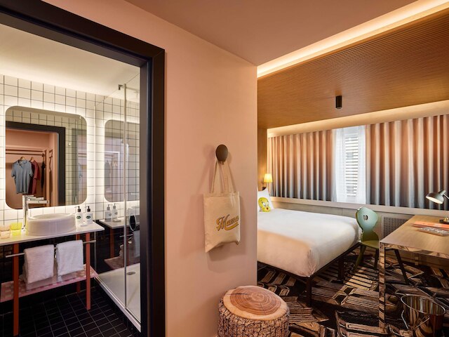 ママ シェルター チューリッヒ