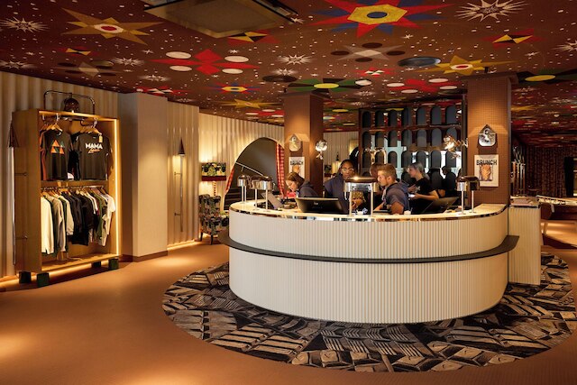 ママ シェルター チューリッヒ