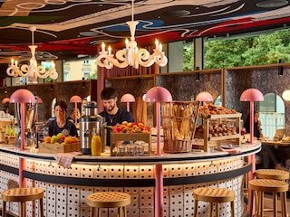 ママ シェルター チューリッヒ