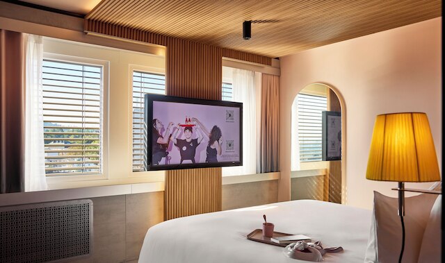 ママ シェルター チューリッヒ