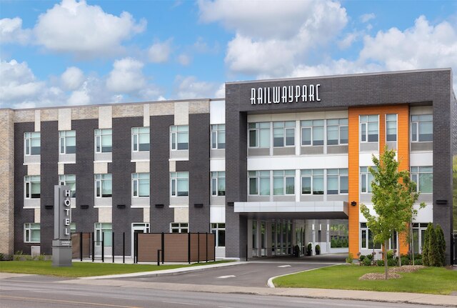 ホテル レイルウェイパーク モントリオール, タペストリー コレクション バイ ヒルトン