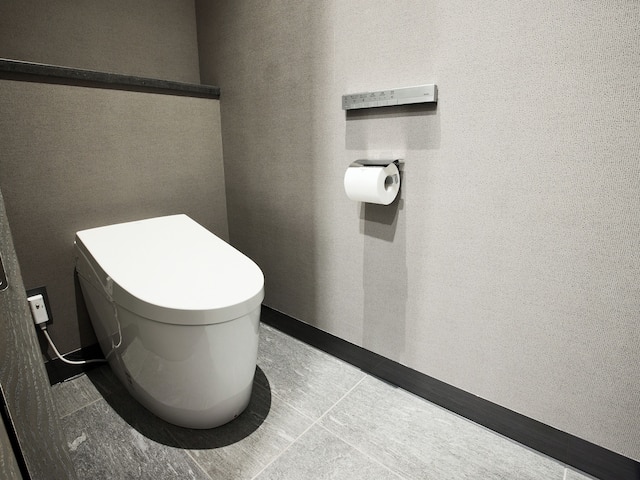 IN THE LIBRARY hotel and books 所沢