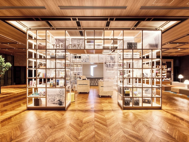 IN THE LIBRARY hotel and books 所沢