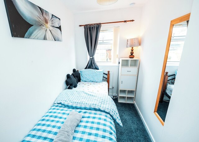 3-ベッド シティ リトリート - スリープス 7, ガーデン & パーキング