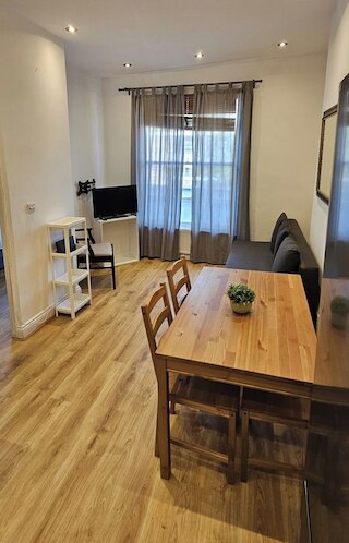 ロンドン チャーム - モスクワ ロード アパートメント