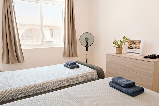 シー ブルー ホライゾン カウラ ベイ アパートメンツ