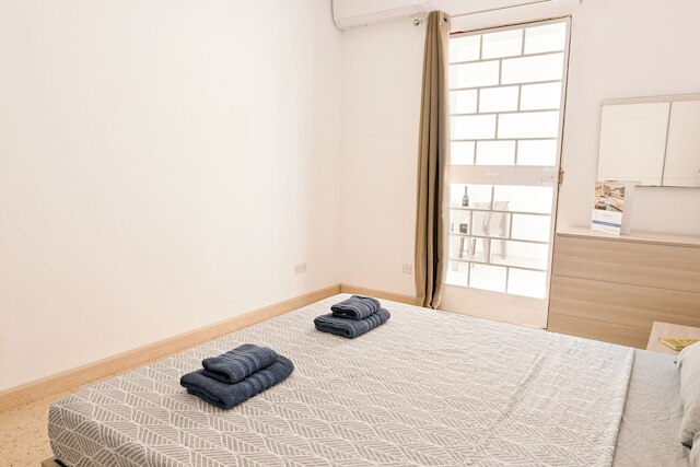 シー ブルー ホライゾン カウラ ベイ アパートメンツ